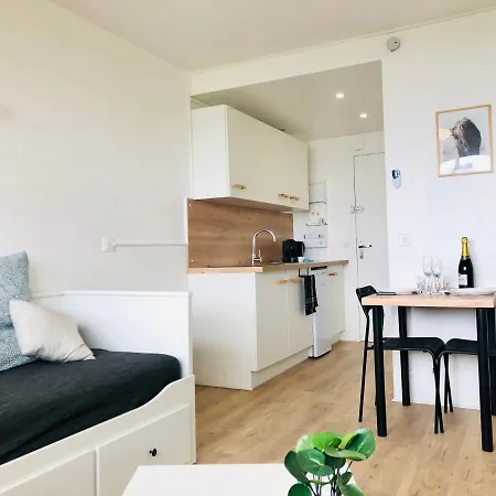 Apartment Superbe Front De