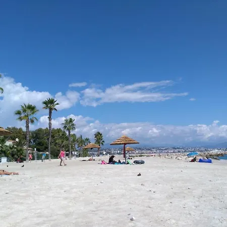 Superbe Front De Apartment Villeneuve-Loubet